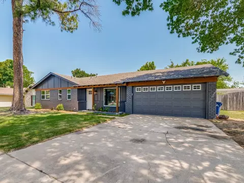 2021 Lexington Pl, Bedford, TX 76022