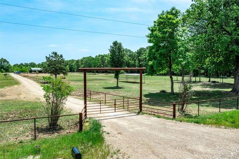 13663 Fm 990, Simms, TX 75574