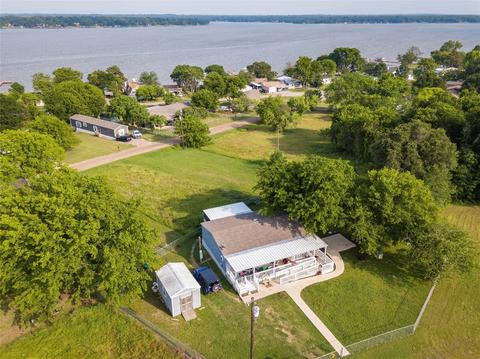 302 Vaughn St, Gun Barrel City, TX 75156