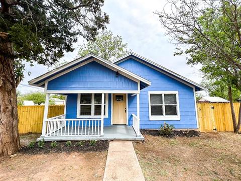 600 3rd St, Knox City, TX 79529