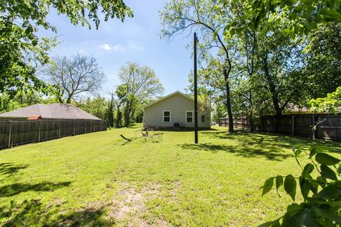 217 E Walker St, Denison, TX 75021 photo 30