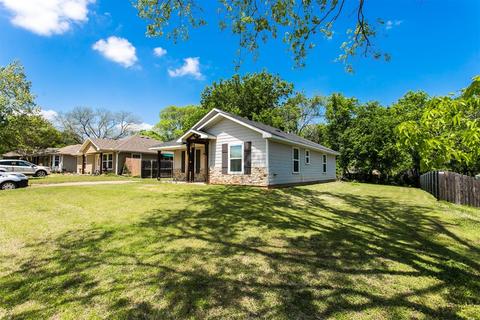 217 E Walker St, Denison, TX 75021 photo 2