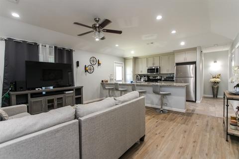 217 E Walker St, Denison, TX 75021 photo 21