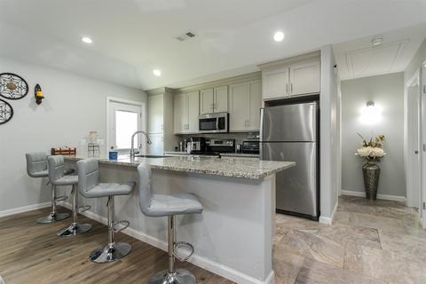 217 E Walker St, Denison, TX 75021 photo 6
