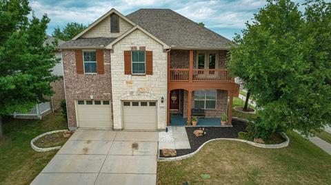 1325 Mockingbird Dr, Aubrey, TX 76227