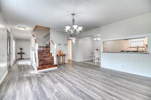 2700 Mark Dr, Mesquite, TX 75150