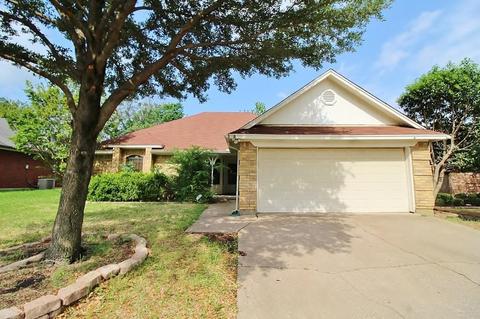 6506 Impala Dr, Arlington, TX 76001