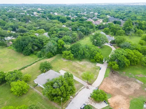 2304 Oak Knoll Ct, Colleyville, TX 76034