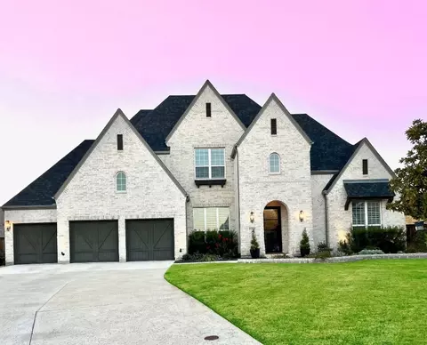 1208 Lake Hills Trl, Roanoke, TX 76262