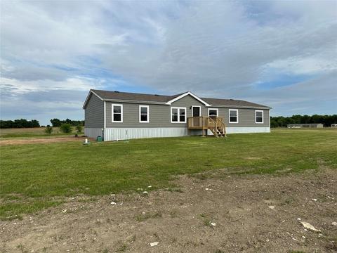 1115 County Rd 4045, Ector, TX 75439 photo 4