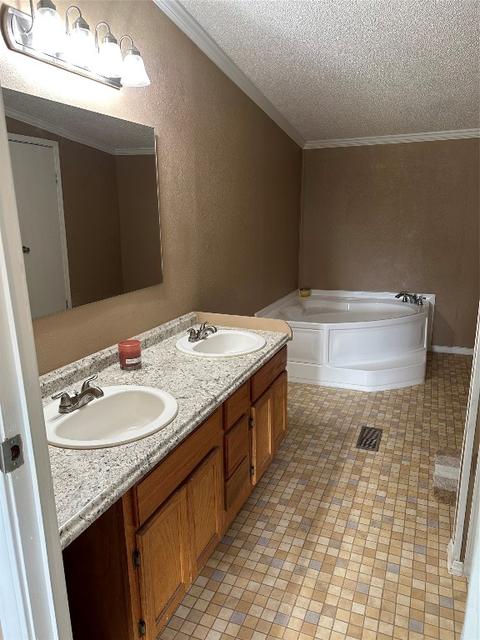 1115 County Rd 4045, Ector, TX 75439 photo 34