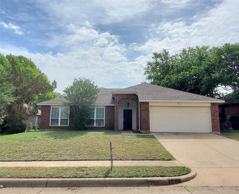 8317 Ohara Ln, Fort Worth, TX 76123