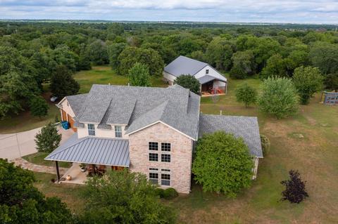 685 Copper Woods Ln, Copper Canyon, TX 75077