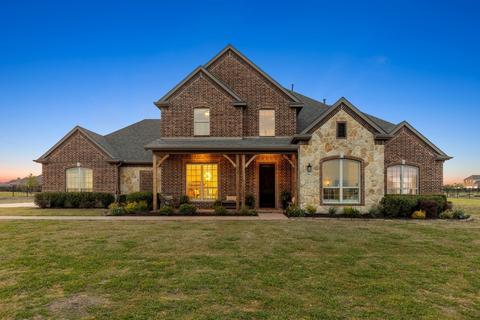 208 Livestock Dr, Rockwall, TX 75032