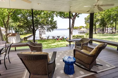 162 Deer Island Rd, Mabank, TX 75156