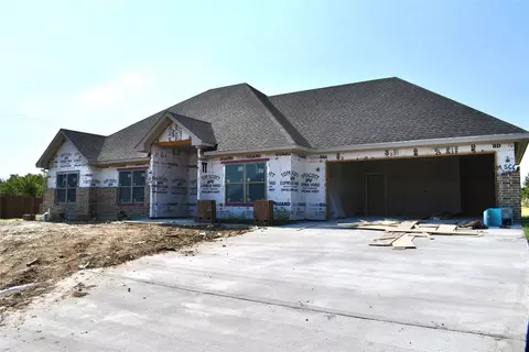 2002 Koby Cir, Sulphur Springs, TX 75482