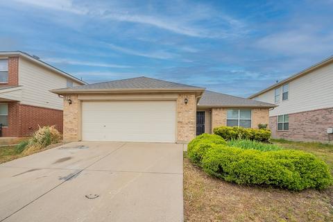 6216 Winnebago Ct, Fort Worth, TX 76179
