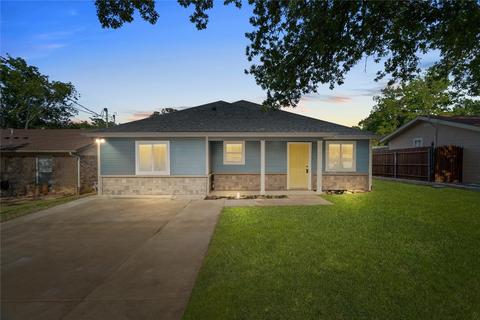 2417 Putnam St, Fort Worth, TX 76112