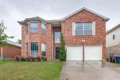 3008 Gettysburg Ln, Fort Worth, TX 76123