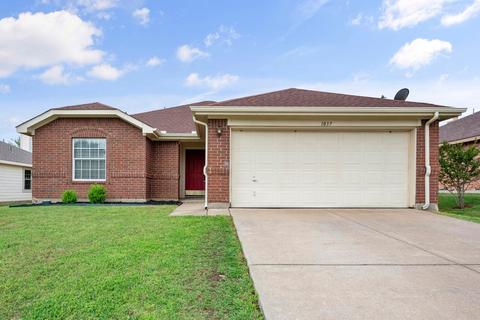 1037 Ridge Top Dr, Burleson, TX 76028