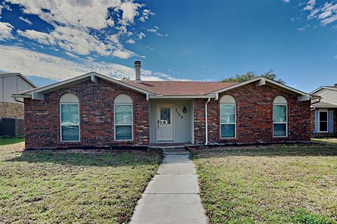 5569 Squires Dr, The Colony, TX 75056