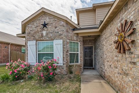 9425 Plum Ct, Forney, TX 75126