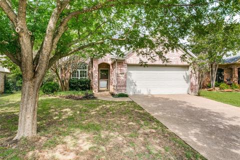 2304 Bridgeton Ln, Bedford, TX 76021