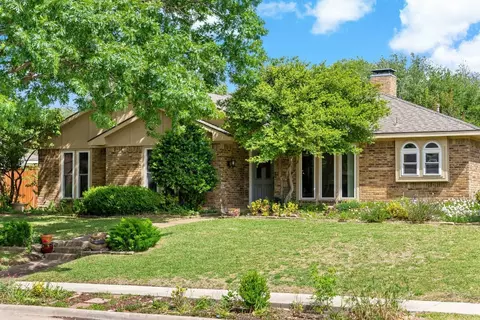 1717 Brazos Trl, Plano, TX 75075