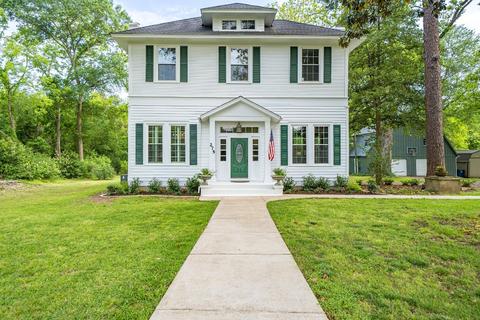 275 W Crockett, Rusk, TX 75785