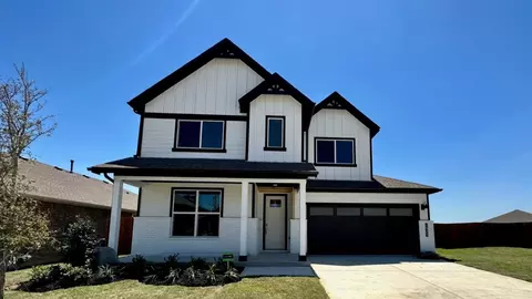 1525 Razorbill Rd, Denton, TX 76205