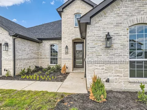 527 Peppercress Ln, Haslet, TX 76052 photo 3