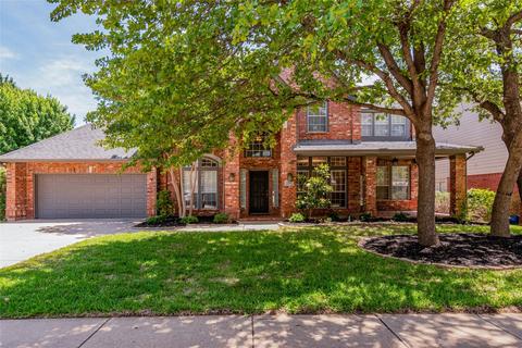 2702 Cliffwood Dr, Grapevine, TX 76051