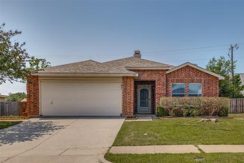 932 White Dove Dr, Arlington, TX 76017