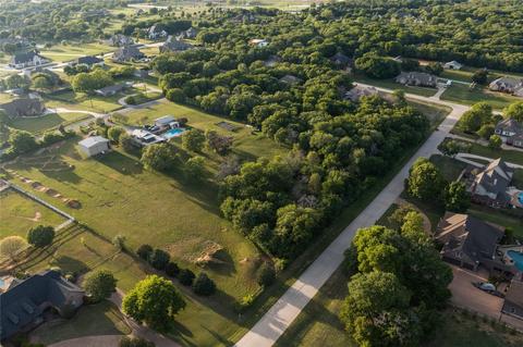 3805 Immel Dr, Flower Mound, TX 75022