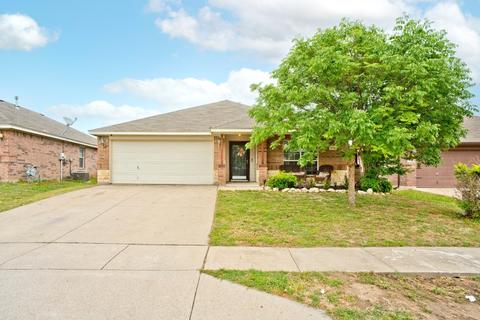 6136 Shad Dr, Fort Worth, TX 76179