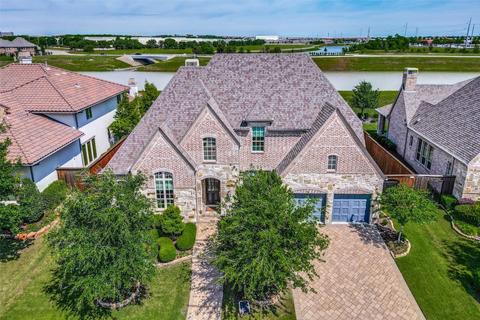 635 Creekway Dr, Irving, TX 75039