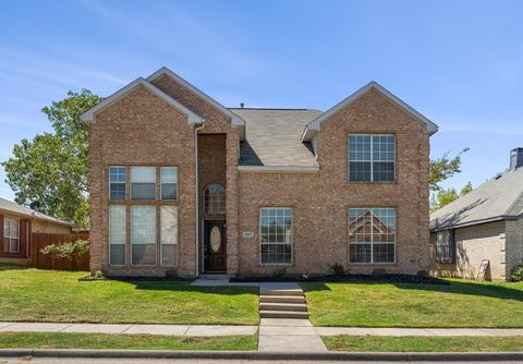 1105 Creekbluff Dr, Carrollton, TX 75010