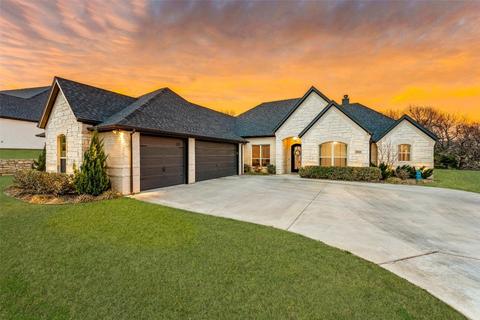8042 White Dr, Granbury, TX 76049