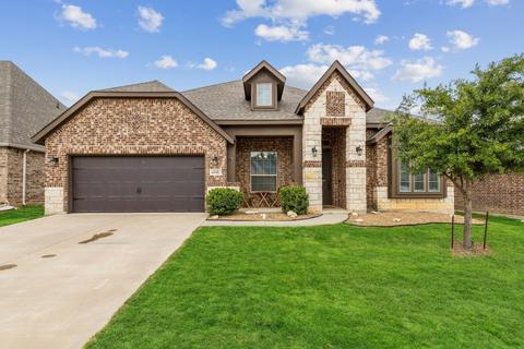 8716 Grassy Hill Ln, Fort Worth, TX 76123