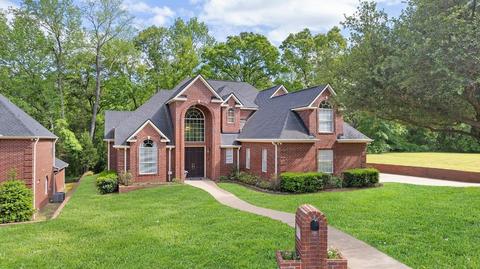 3205 Cripple Creek Dr, Tyler, TX 75707