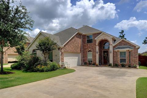 4105 Autumn Path Rd, Denton, TX 76208
