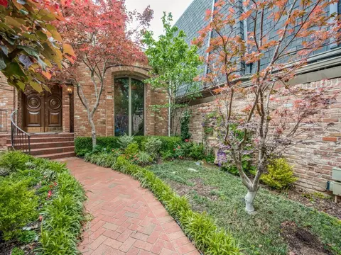 17301 Club Hill Dr, Dallas, TX 75248