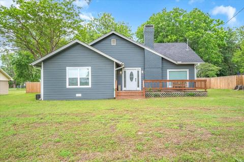 403 N Houston St, Grand Saline, TX 75140