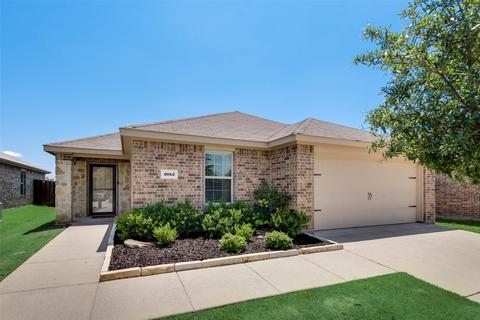 1052 Decker Dr, Fate, TX 75189