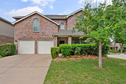 12500 Panorama Dr, Burleson, TX 76028