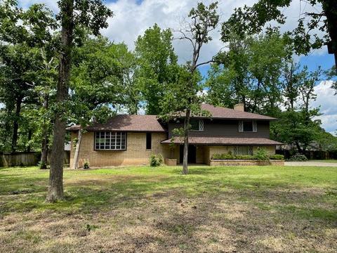 210 Guadalupe Cir, Athens, TX 75751