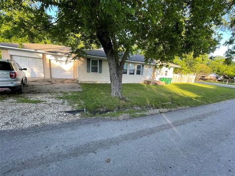 703 E 9th E St, Kemp, TX 75143 photo 3