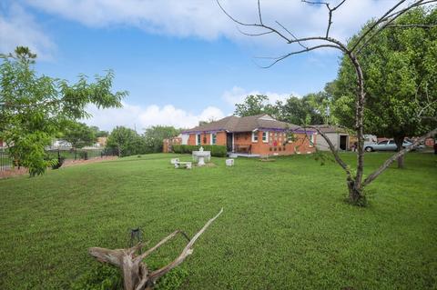 1910 Huntingdon Ave, Dallas, TX 75203
