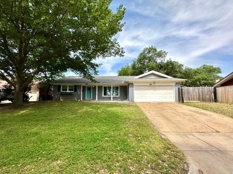 1904 Milam St, Fort Worth, TX 76112