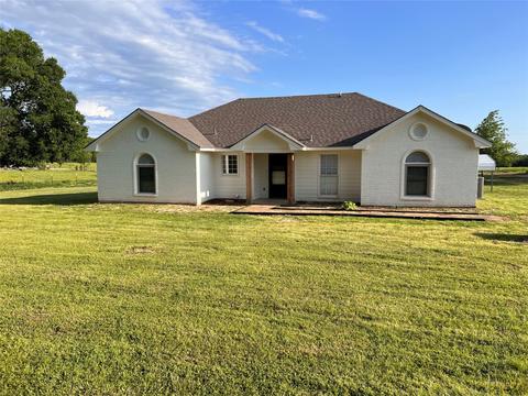 501 W Fm 900, Mount Vernon, TX 75457